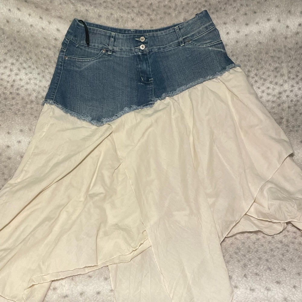 Filter size 4 Asymmetrical Jean skirt